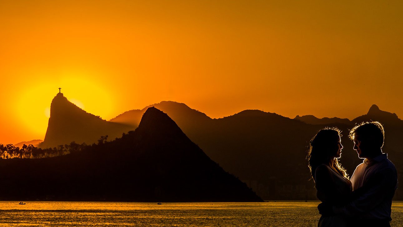 trash_the_dress_foto_rio_de_janeiro_cristo_por_do_sol_allanelly_allan_elly_fotografia_de_casamento_fotografo_poa_fotografo_de_casamento